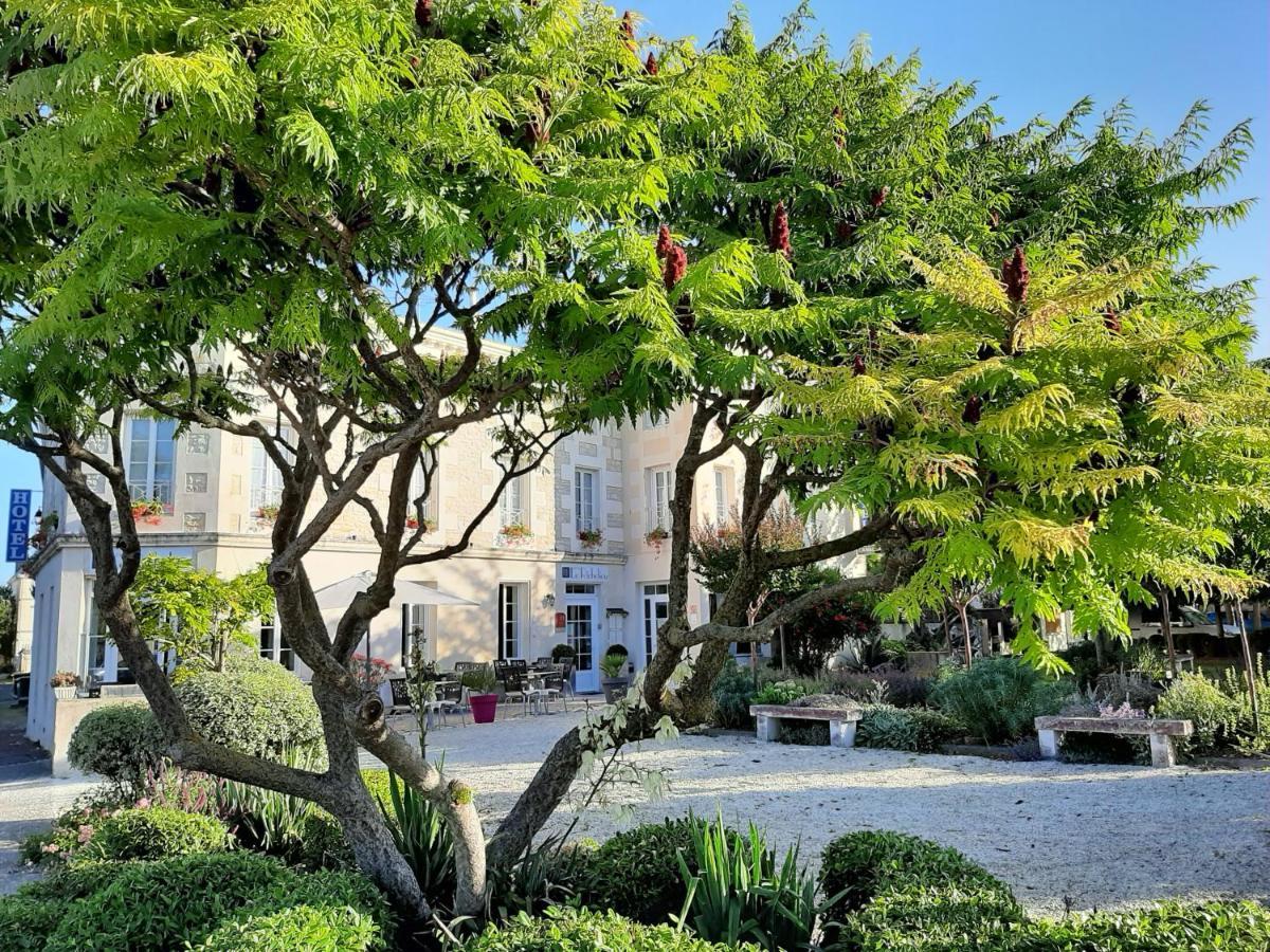 Logis Hotel Le Richelieu - Royan Atlantique ซูชง ภายนอก รูปภาพ