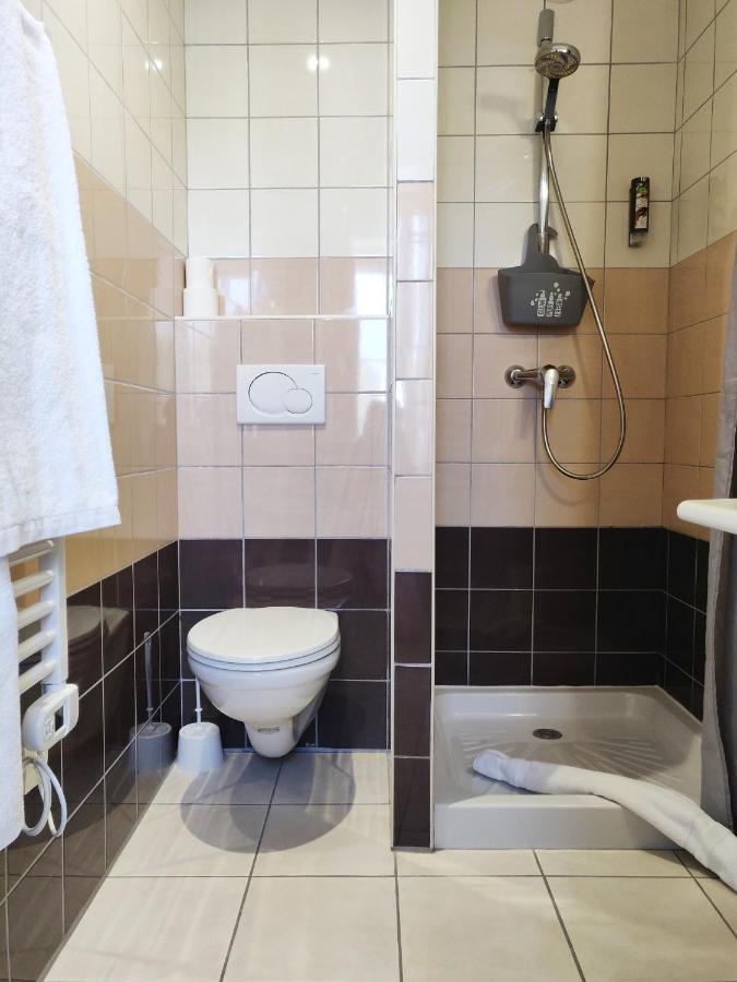Logis Hotel Le Richelieu - Royan Atlantique ซูชง ภายนอก รูปภาพ