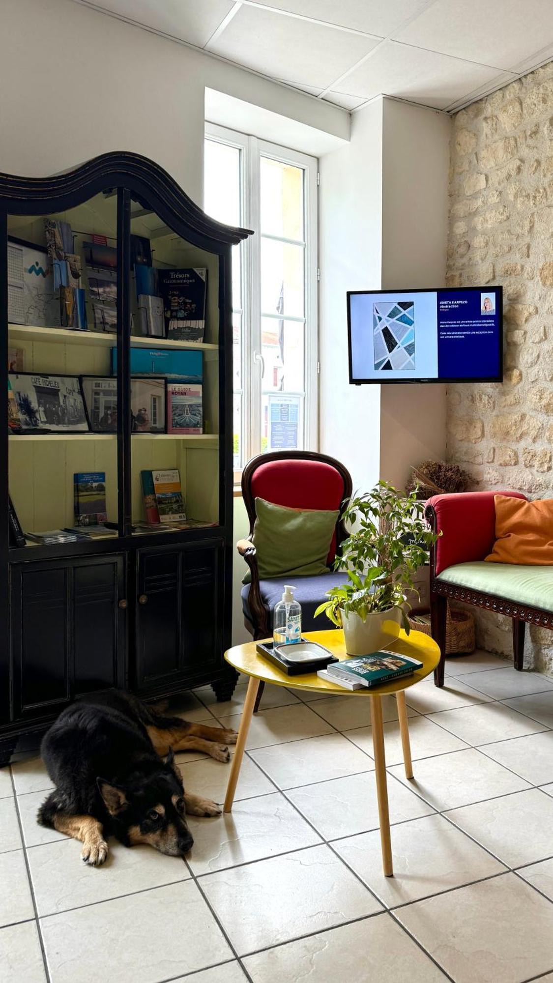 Logis Hotel Le Richelieu - Royan Atlantique ซูชง ภายนอก รูปภาพ